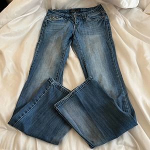 Cello Jeans Very Detailed on back Pockets Low Rise 3